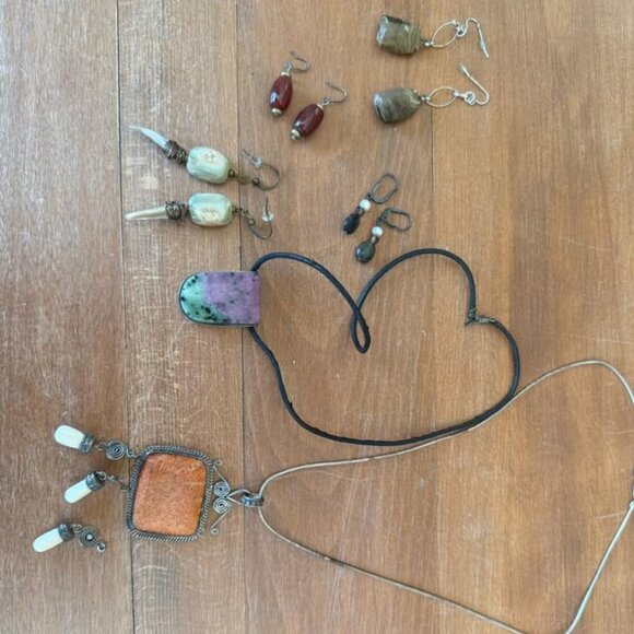 Collection of earrings and necklaces (sterling silver) - Picture 1 of 3